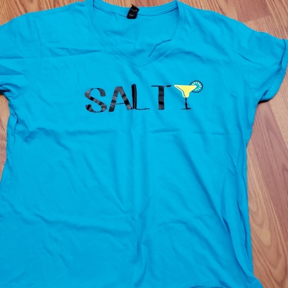 Tshirt - Picture 1 of 3
